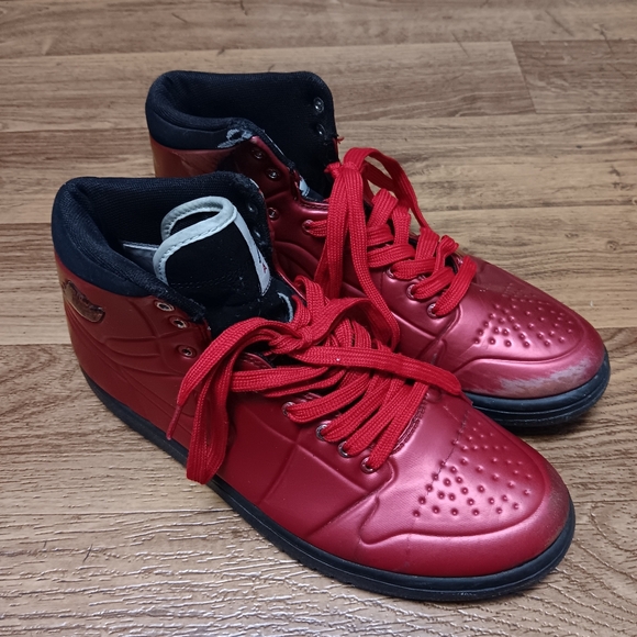 *JORDAN 1  Anodized Red Cranberry 414823-601 Sneakers SZ 8.5 RARE VINTAGE - Picture 1 of 6